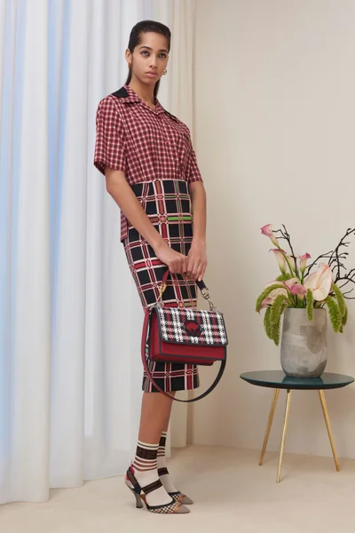Look 2